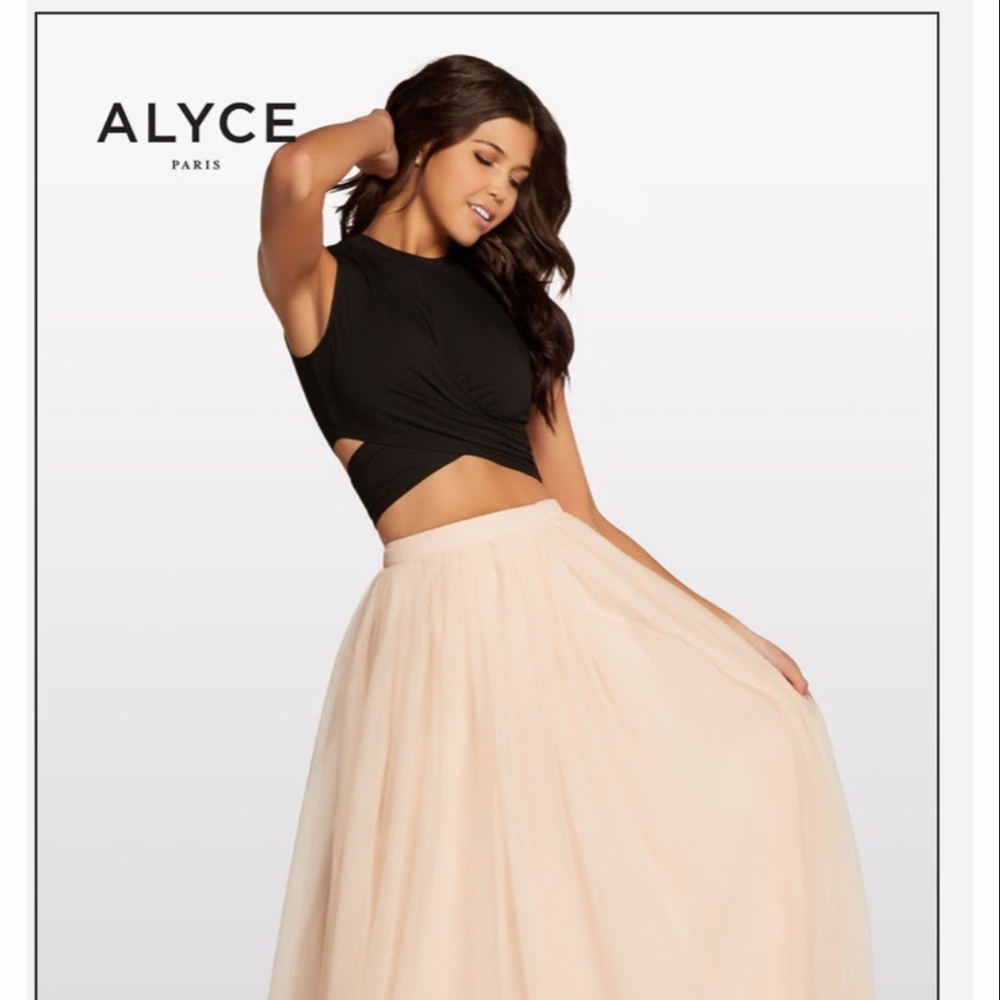 Alyce Paris KP117
